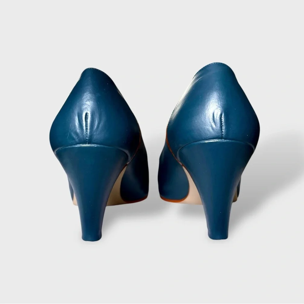 Ferragamo Women’s Teal Green Brown Trim Gold Sole Classic Heels Sz 7.5D - Picture 7 of 14